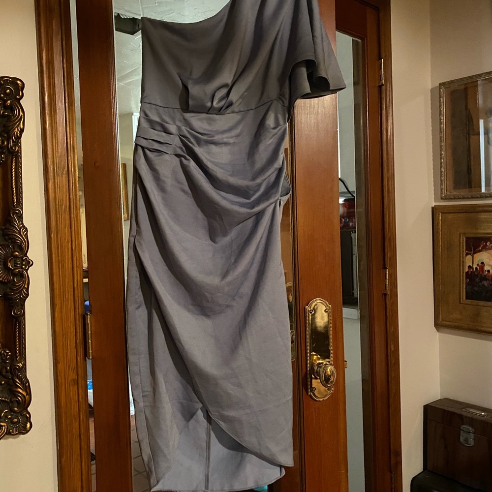 Vicidolls one should satin midi dress